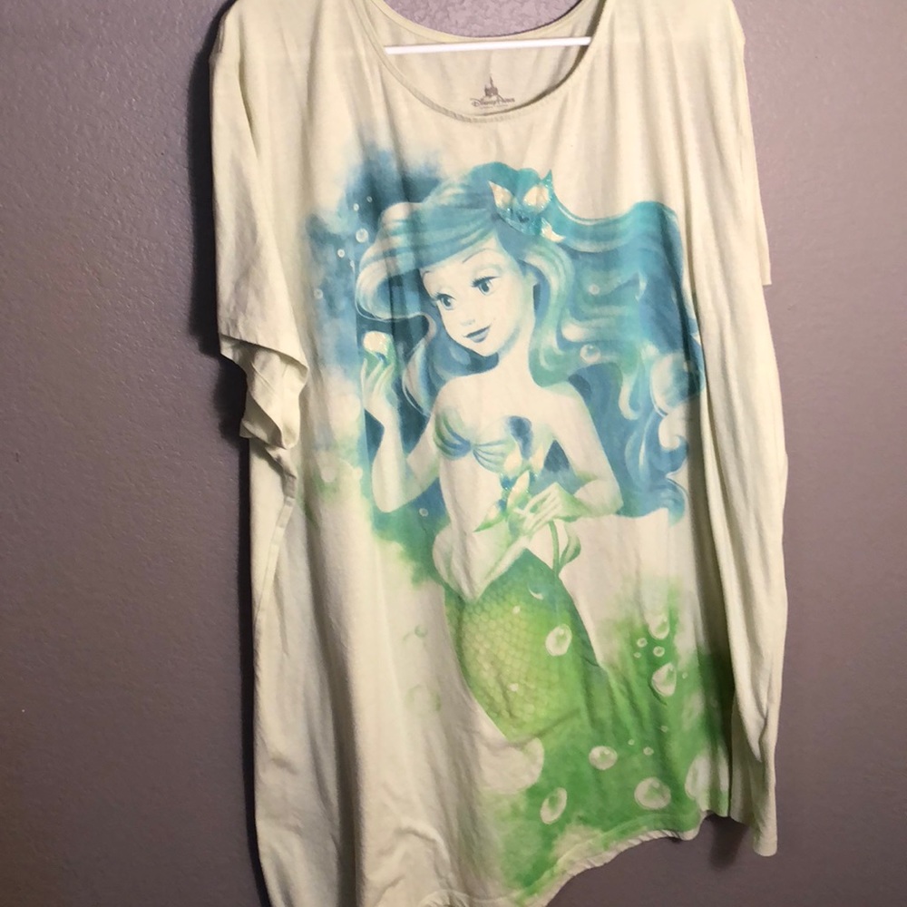 Arial T-shirt
